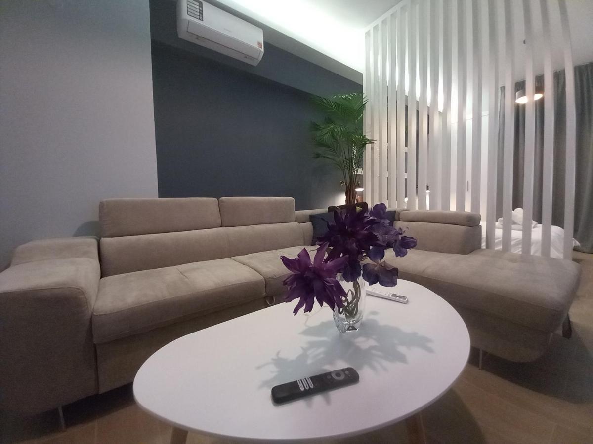 Spaceone "Downtown Glam" By #Gimispace Lux Apt Thessaloniki Buitenkant foto